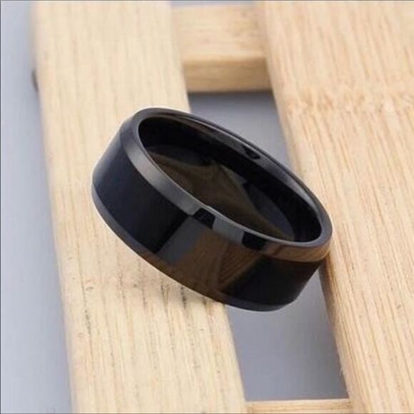 Black Stainless Steel Ring - Picture 4 of 5